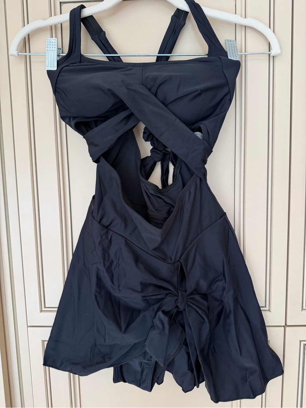 NWT CUFFLLE UK Women’s Black Twist Front Cutout Swim Dress Swimsuit One piece Sm